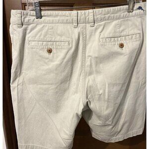TOMMY BAHAMA Khaki Tan Chino Shorts Men's Size 33